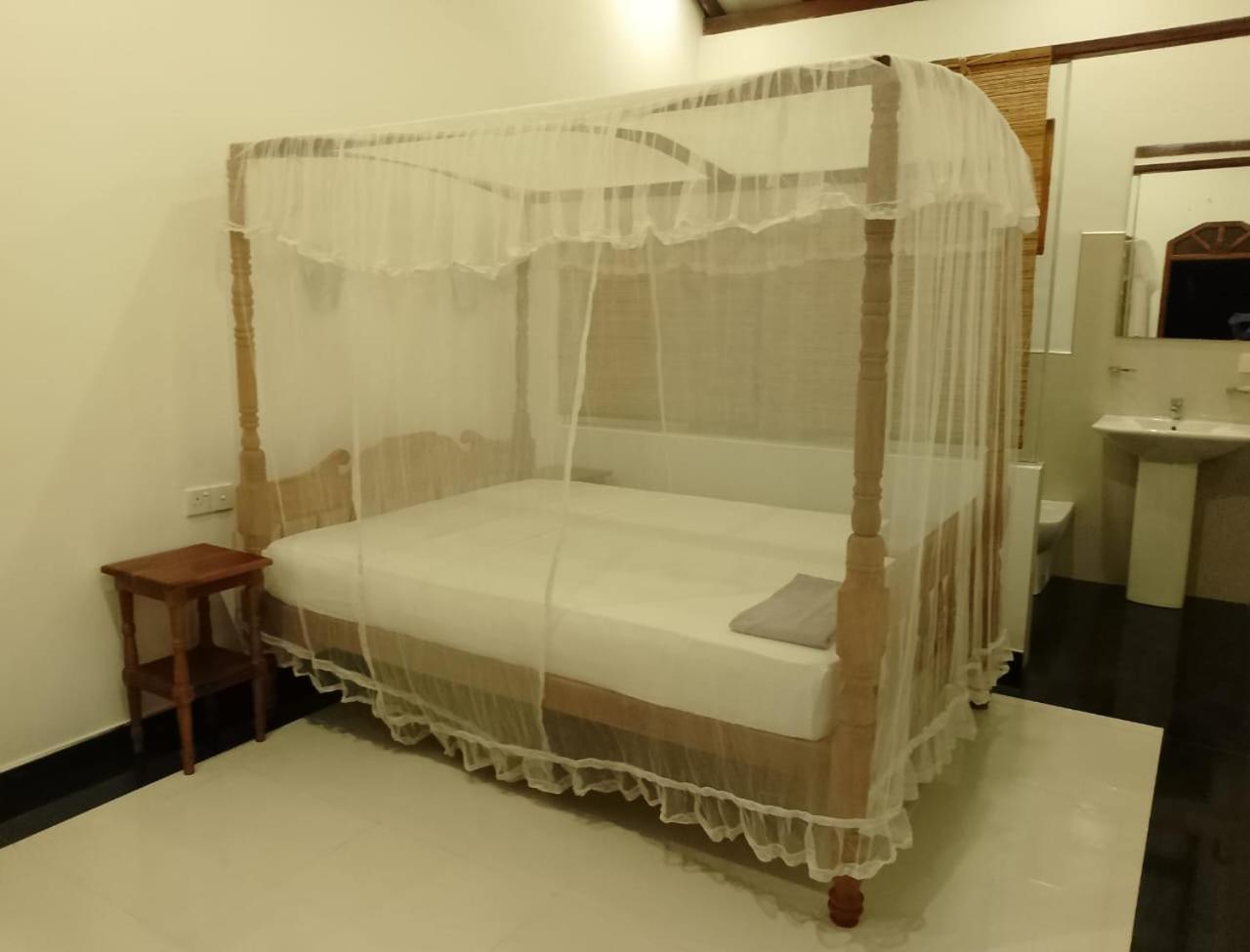 Skywalker Guest House Weligama Exterior photo