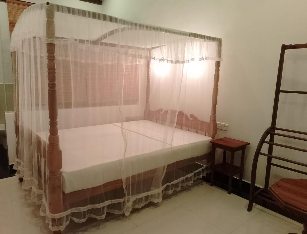 Skywalker Guest House Weligama Exterior photo